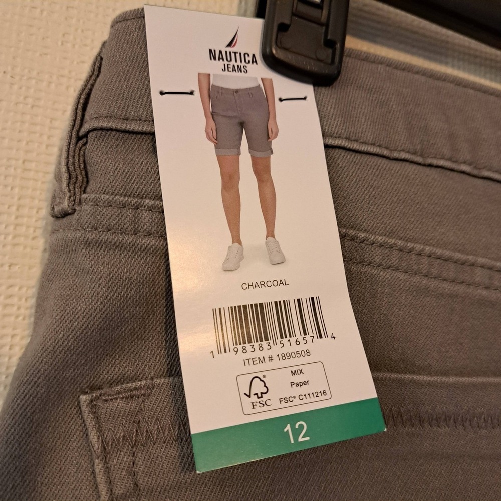 Nautica‎ Jeans Women's Bermuda Short - Gray/Size 6 NWT - Picture 6 of 7